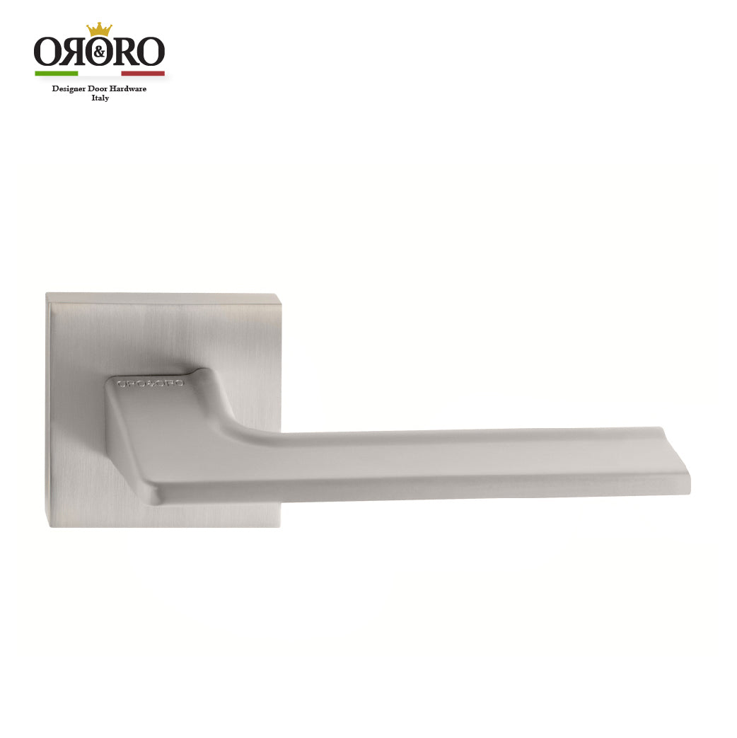 ORO & ORO SQUARE ROSE HANDLE WITH SQUARE KEY ESCUTCHEON – ORO06115E